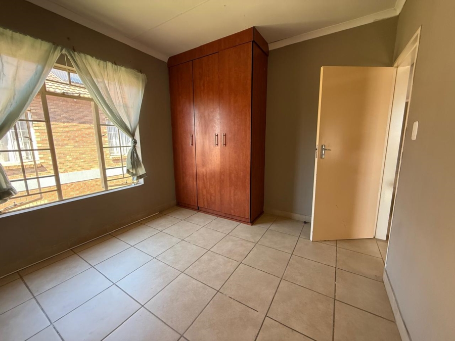 3 Bedroom Property for Sale in Waterval East North West